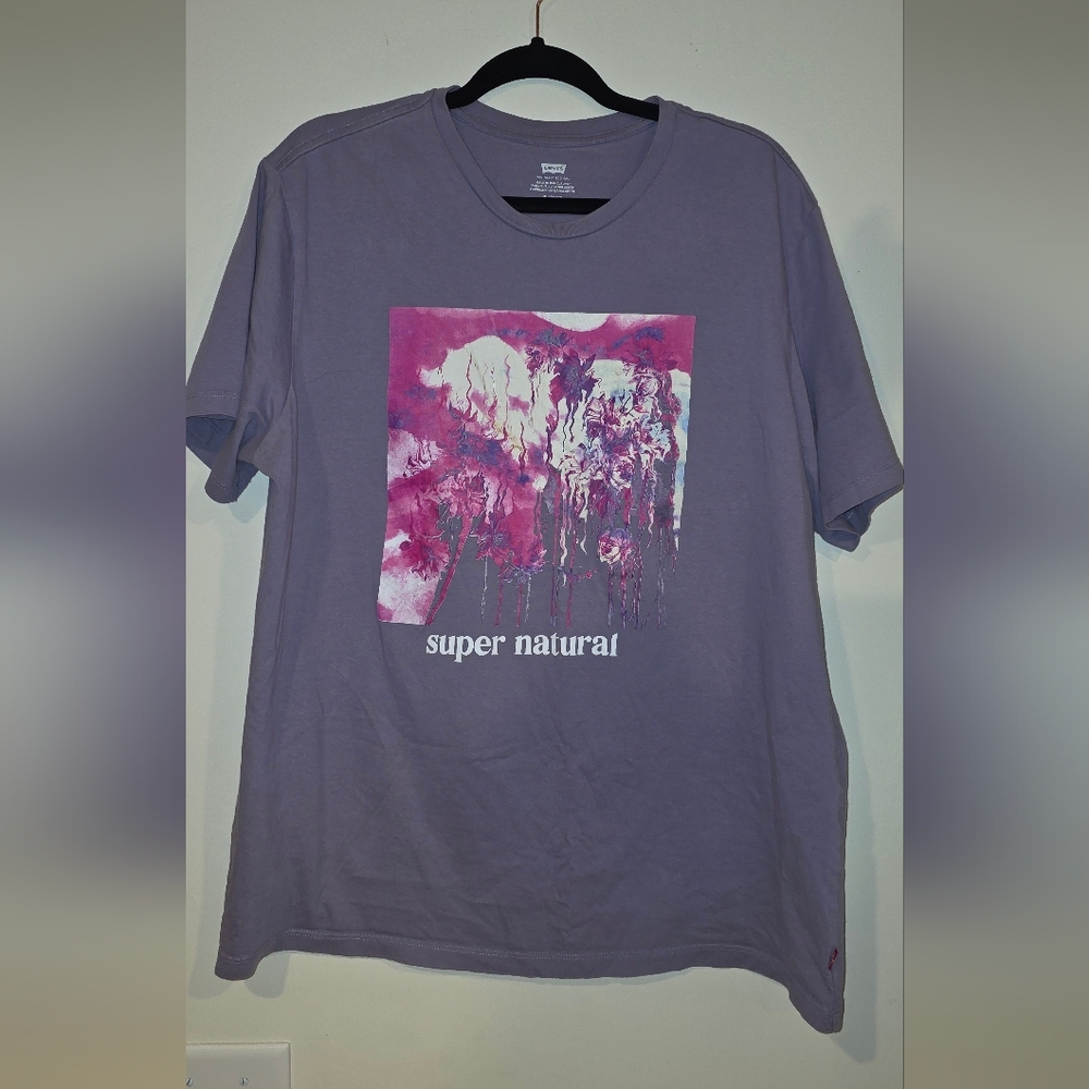 XL Levi's T-shirt